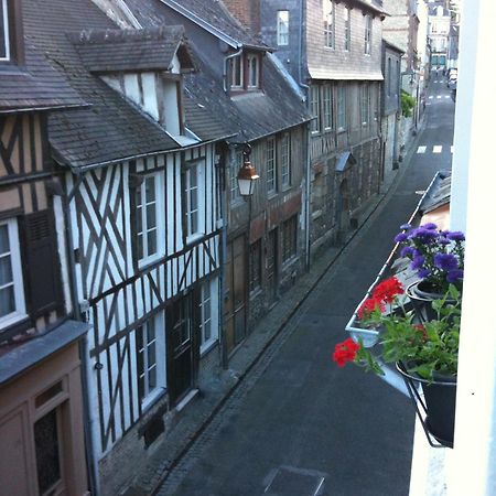 Отель Au Bois Normand Онфлёр Экстерьер фото